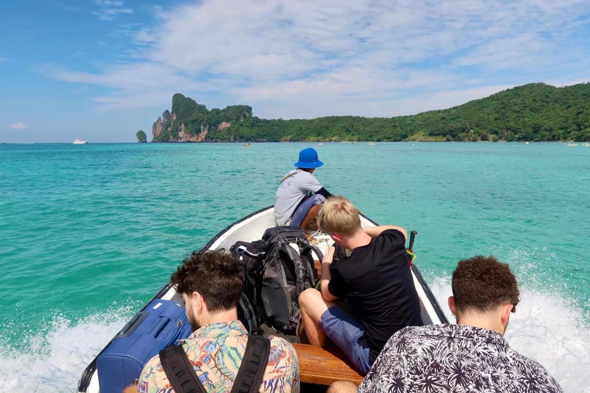 รีสอร์ท พี พี ซี ซกาย เกาะพีพี